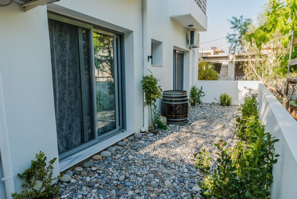 Villa Iceberg Kalamaki  Esterno foto